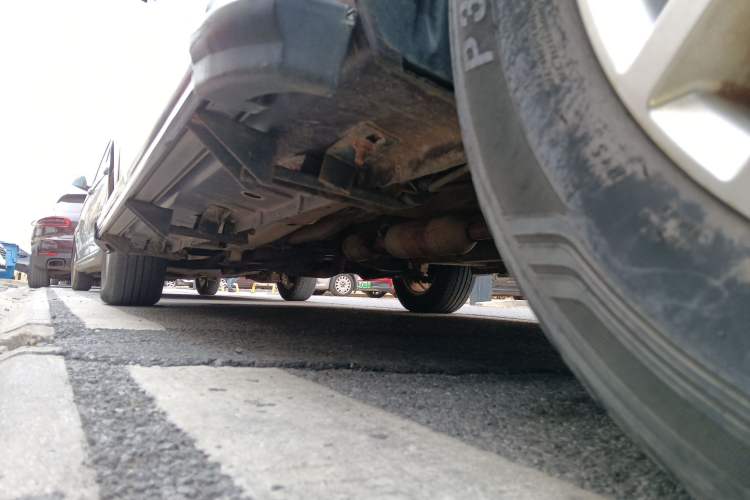 Used Karry K50 2015 1.5L Manual Comfort Model Left Side Sill