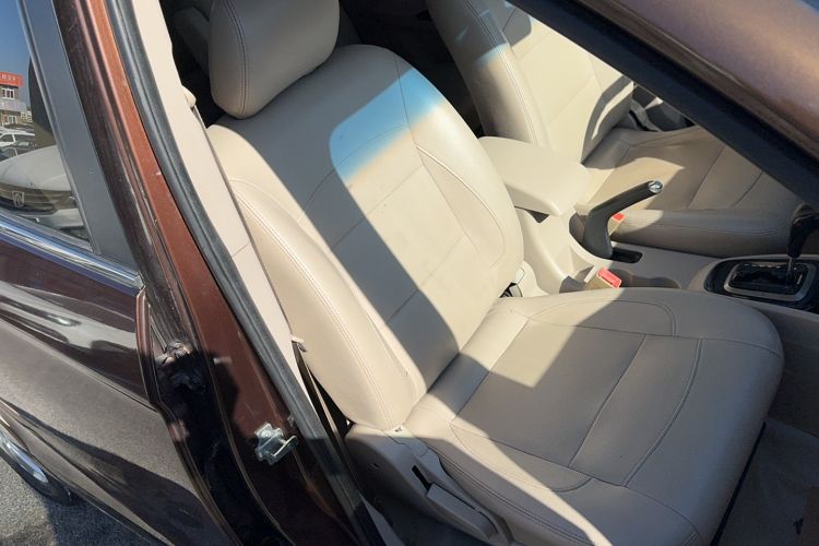 Used Karry K50 2015 1.5L Automatic Luxury Model Right Front Seat
