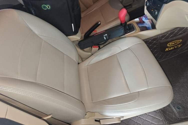 Used Karry K50 2015 1.5L Manual Luxury Model Right Front Seat