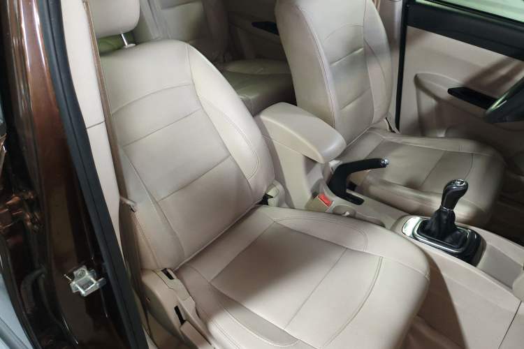 Used Karry K50 2015 1.5L Manual Luxury Model Right Front Seat