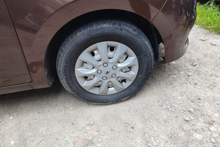 Used Karry K50 2015 1.5L Manual Base Version Right Front Wheel Hub