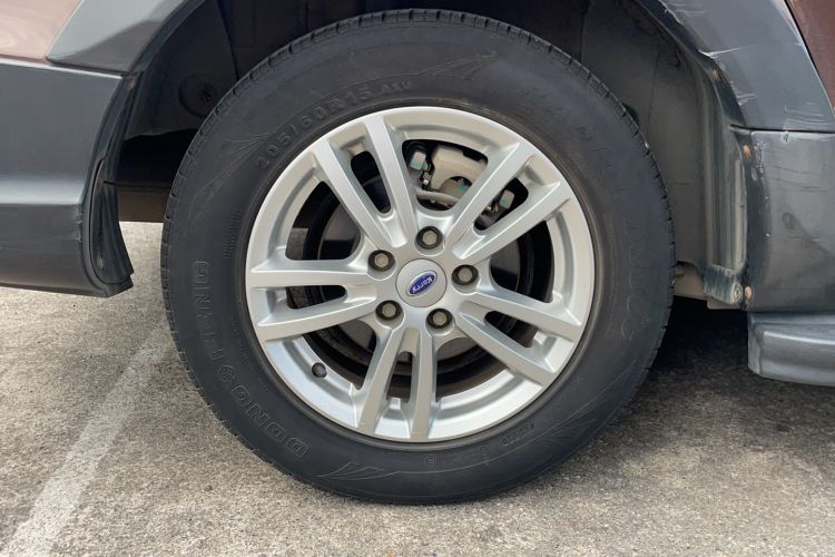 Used Karry K50 2015 1.5L Automatic Luxury Model Right Rear Wheel Hub