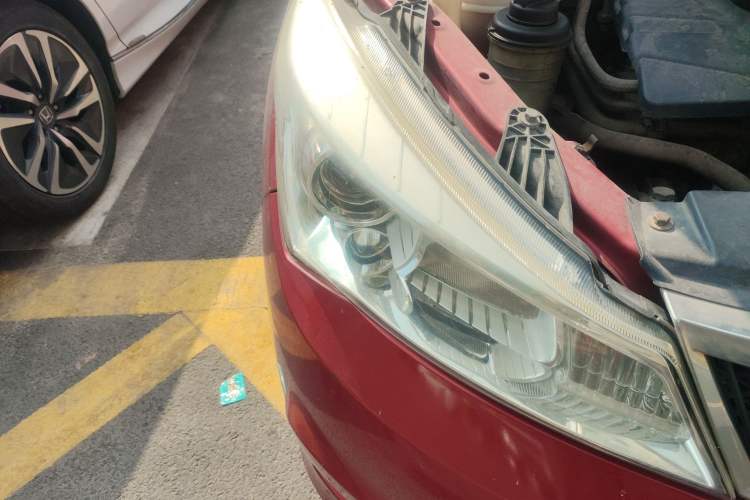 Used Karry K50 2015 1.5L Automatic Luxury Model Right Front Headlight