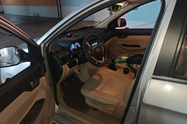 Used Karry K50 2015 1.5L Manual Luxury Model Driver Seat