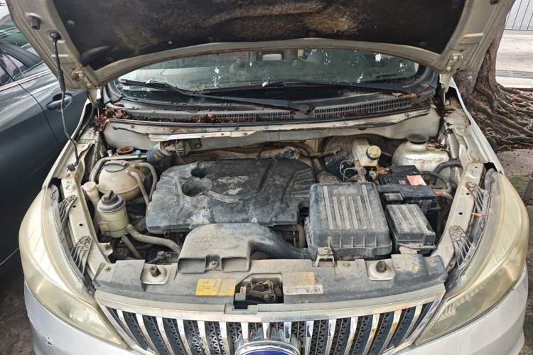 Used Karry K50 2015 1.5L Manual Luxury Model Engine Bay