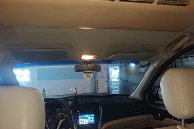 Used Karry K50 2015 1.5L Manual Luxury Model Headliner