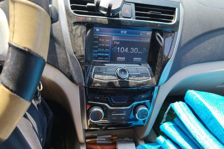 Used Karry K50 2015 1.5L Manual Luxury Model Audio And AC Panel