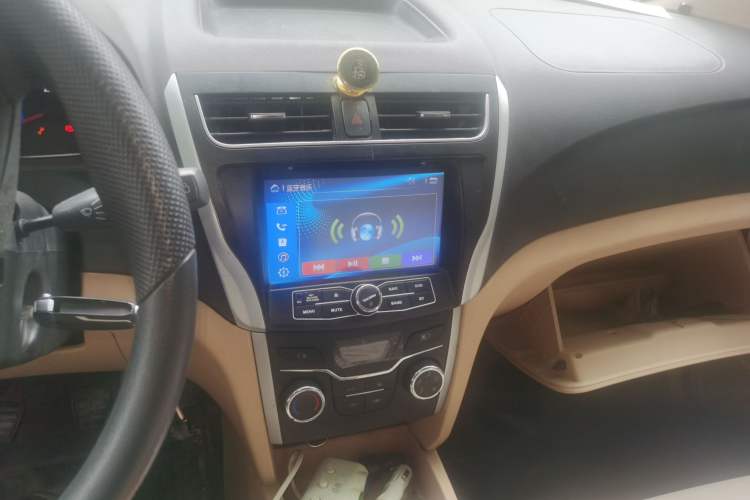 Used Karry K50 2015 1.5L Manual Comfort Model Audio And AC Panel
