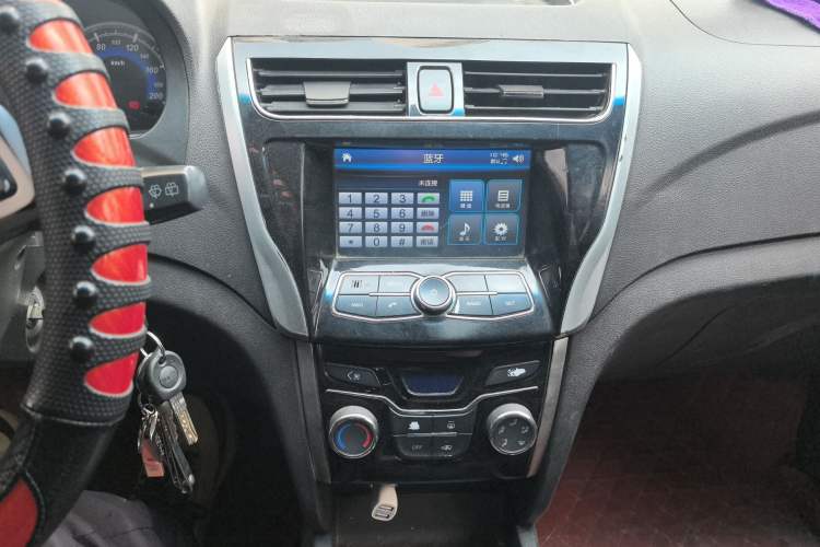 Used Karry K50 2015 1.5L Manual Luxury Model Audio And AC Panel
