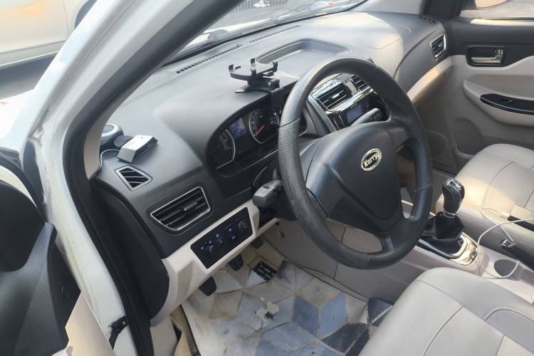 Used Karry K50 2015 1.5L Manual Comfort Model Driver Seat