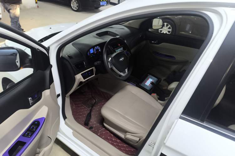 Used Karry K50 2015 1.5L Automatic Luxury Model Driver Seat