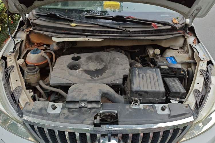 Used Karry K50 2015 1.5L Automatic Luxury Model Engine Bay