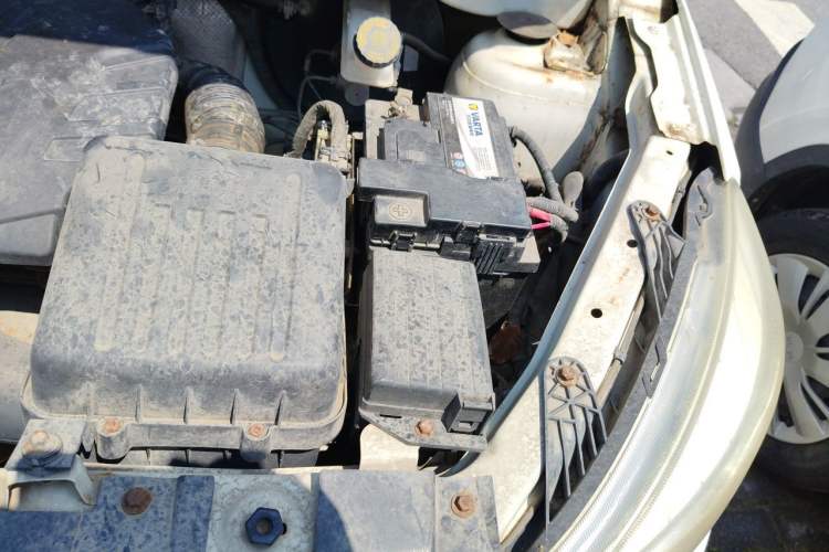 Used Karry K50 2015 1.5L Manual Luxury Model Engine Bay Left