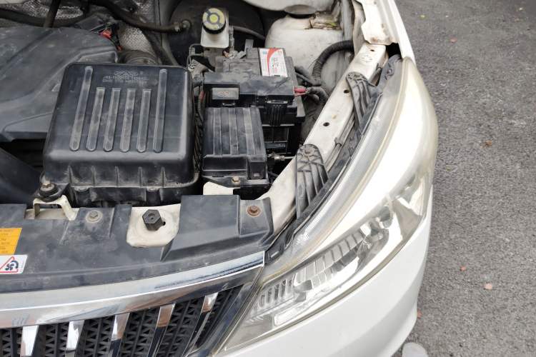 Used Karry K50 2015 1.5L Manual Comfort Model Engine Bay Left