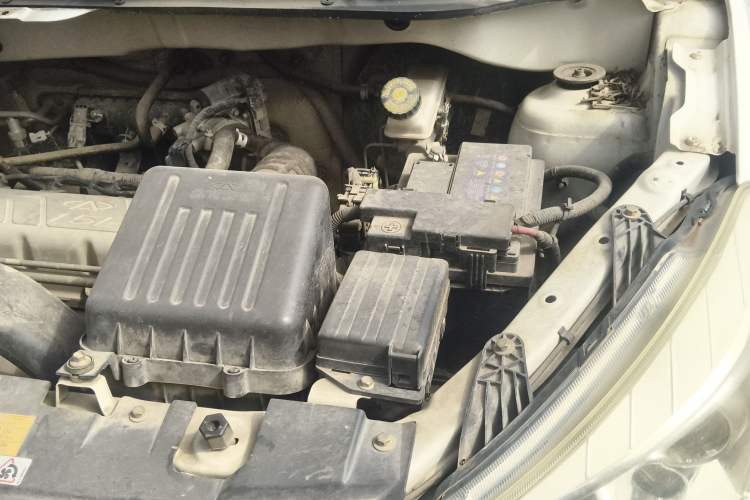 Used Karry K50 2015 1.5L Manual Base Version Engine Bay Left