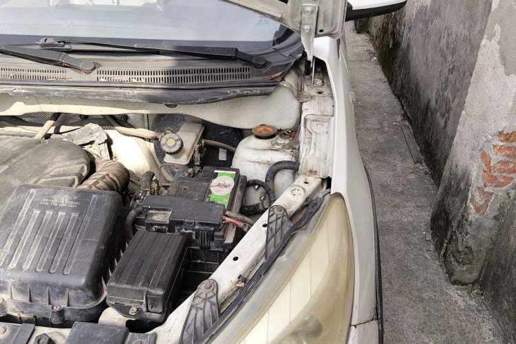 Used Karry K50 2015 1.5L Manual Luxury Model Engine Bay Left