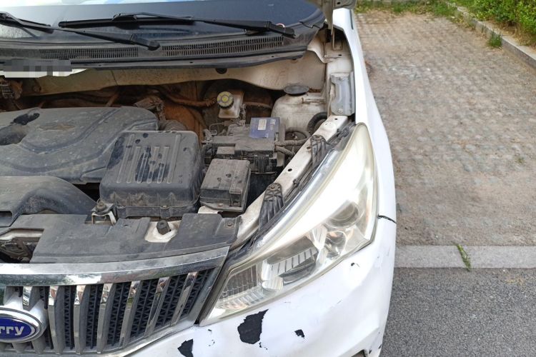 Used Karry K50 2015 1.5L Manual Comfort Model Engine Bay Left
