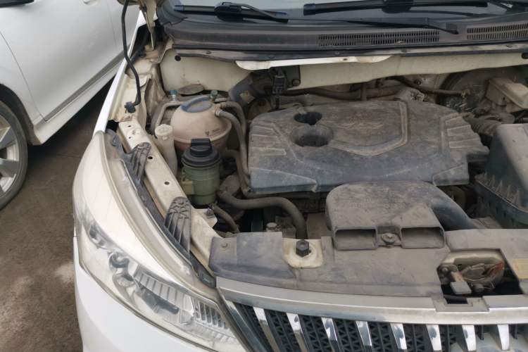 Used Karry K50 2015 1.5L Manual Luxury Model Engine Bay Right