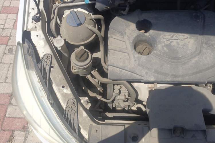 Used Karry K50 2015 1.5L Manual Standard Edition Engine Bay Right