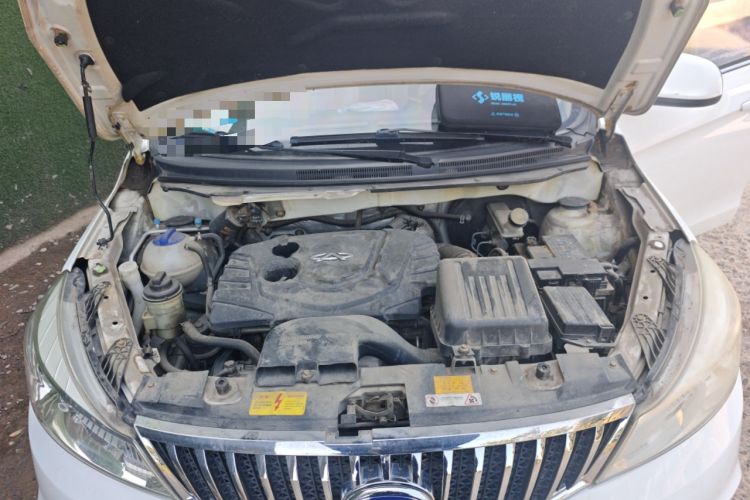 Used Karry K50 2015 1.5L Manual Comfort Model Engine Bay