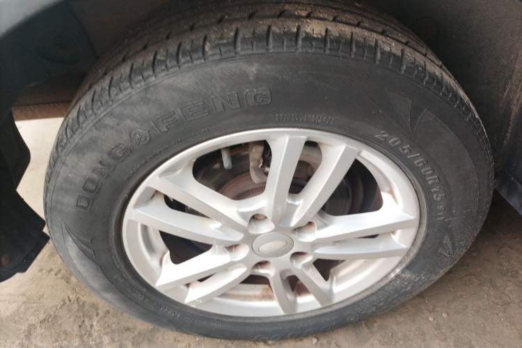 Used Karry K50 2015 1.5L Automatic Luxury Model Exterior 8