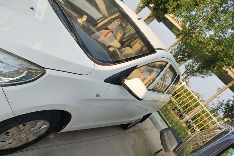 Used Karry K50 2015 1.5L Manual Base Version Exterior 9