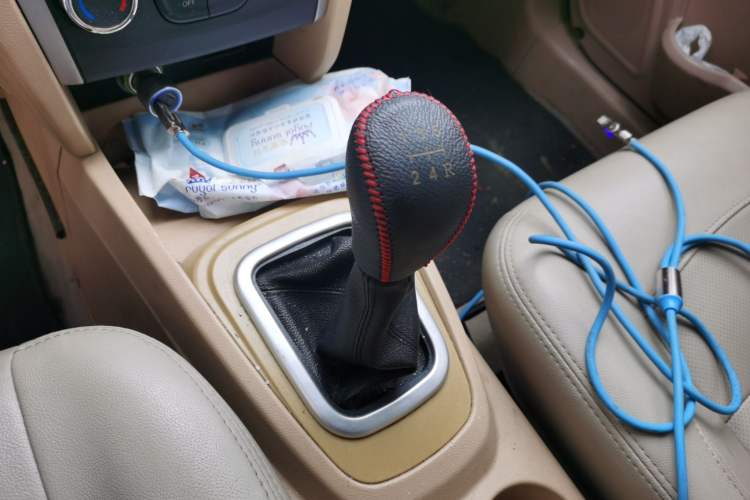 Used Karry K50 2015 1.5L Manual Luxury Model Gear Lever
