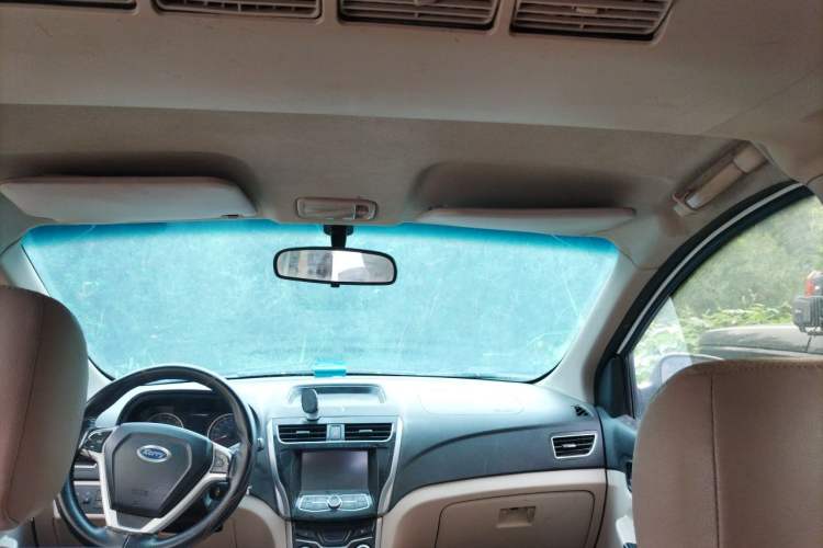 Used Karry K50 2015 1.5L Manual Luxury Model Headliner