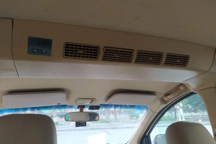 Used Karry K50 2015 1.5L Manual Comfort Model Headliner