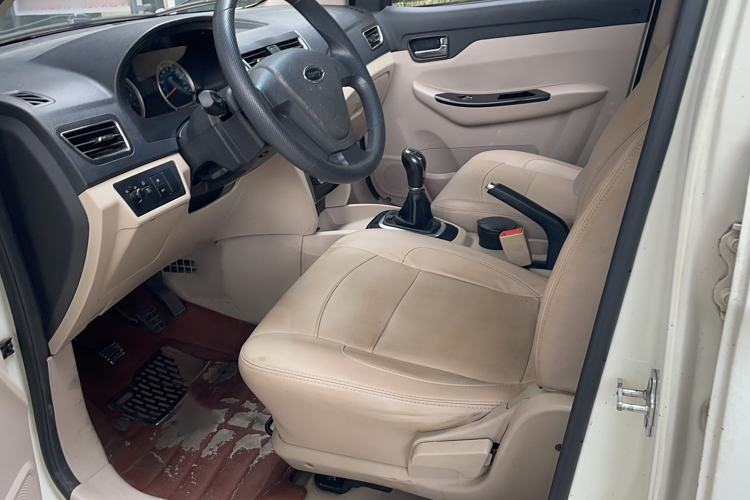 Used Karry K50 2015 1.5L Manual Comfort Model Interior 1