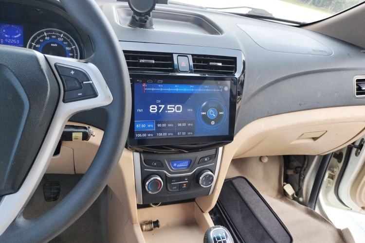 Used Karry K50 2015 1.5L Manual Luxury Model Interior 2