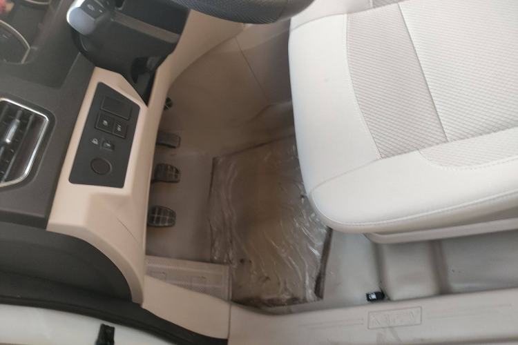 Used Karry K50 2015 1.5L Manual Base Version Interior 2