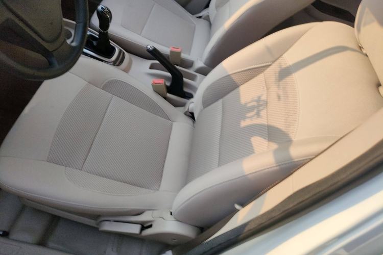 Used Karry K50 2015 1.5L Manual Base Version Interior 3