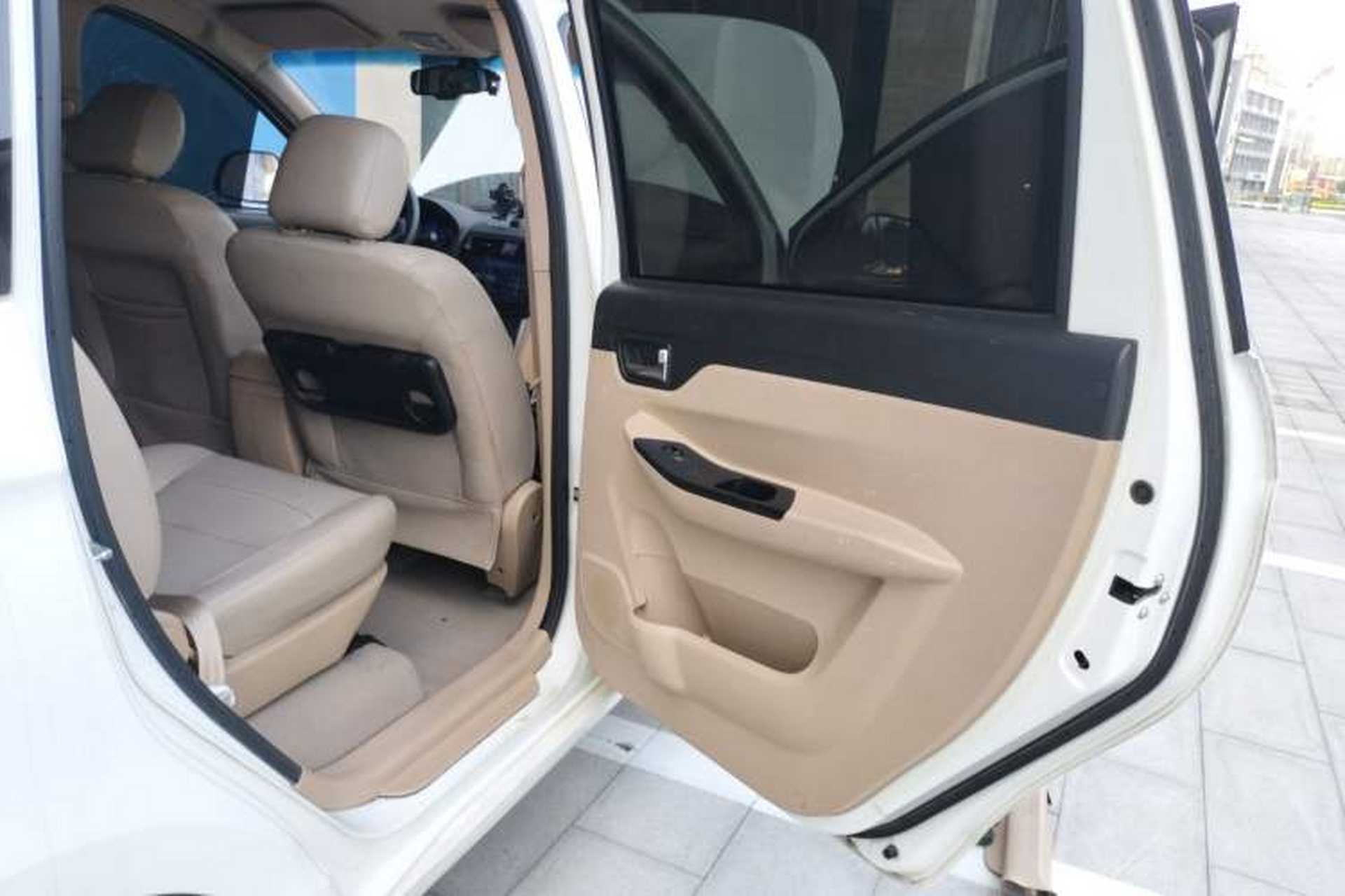 Used Karry K50 2015 1.5L Manual Luxury Model Interior 6