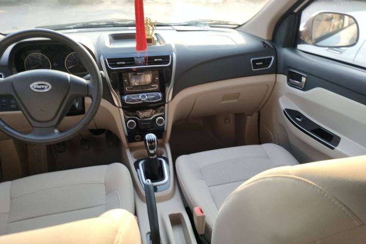 Used Karry K50 2015 1.5L Manual Base Version Interior 8