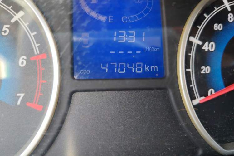 Used Karry K50 2015 1.5L Manual Luxury Model Odometer Close Up