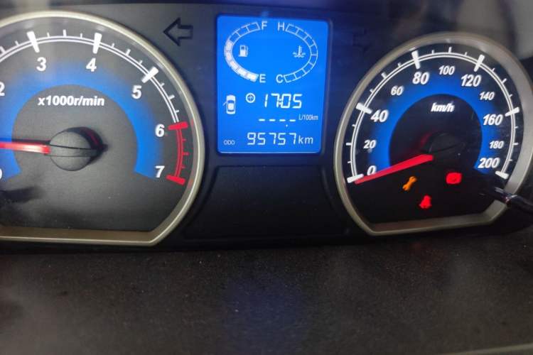 Used Karry K50 2015 1.5L Manual Luxury Model Odometer Close Up