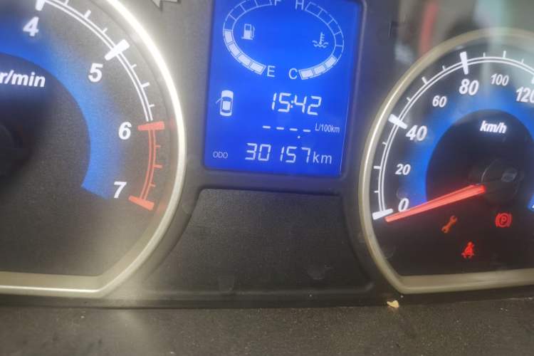 Used Karry K50 2015 1.5L Manual Comfort Model Odometer Close Up