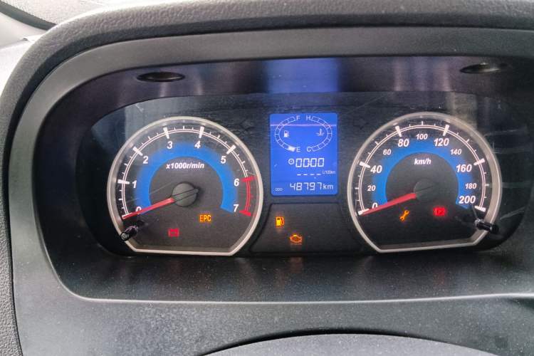 Used Karry K50 2015 1.5L Manual Comfort Model Odometer Close Up