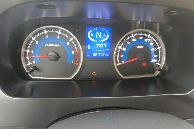 Used Karry K50 2015 1.5L Automatic Comfort Model Odometer Close Up