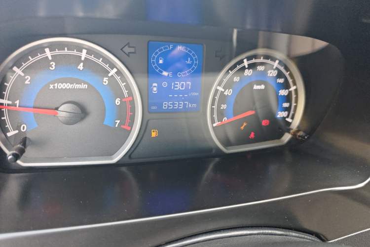 Used Karry K50 2015 1.5L Manual Comfort Model Odometer Close Up