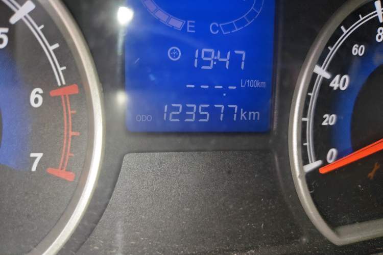 Used Karry K50 2015 1.5L Manual Comfort Model Odometer Close Up