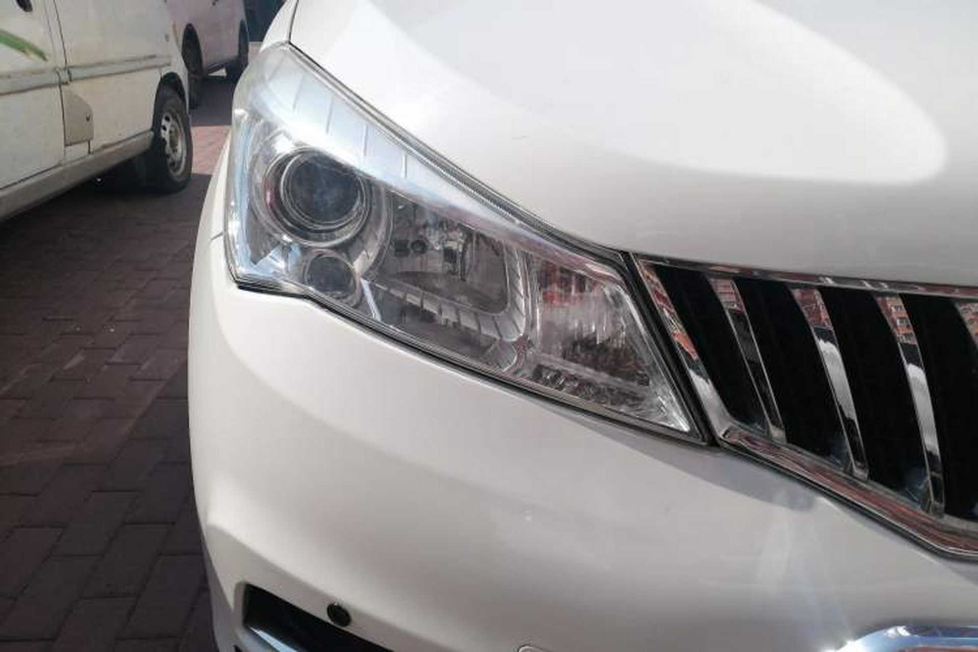 Used Karry K50 2015 1.5L Manual Comfort Model Right Front Headlight