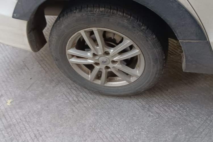 Used Karry K50 2015 1.5L Manual Comfort Model Right Rear Wheel Hub