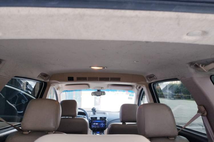 Used Karry K50 2015 1.5L Manual Luxury Model Roof