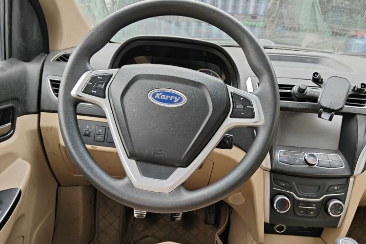 Used Karry K50 2015 1.5L Manual Luxury Model Steering Wheel
