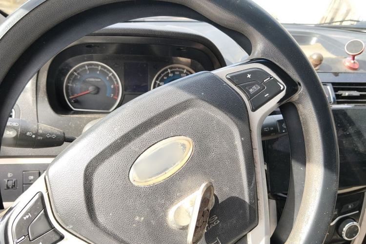 Used Karry K50 2015 1.5L Manual Luxury Model Steering Wheel