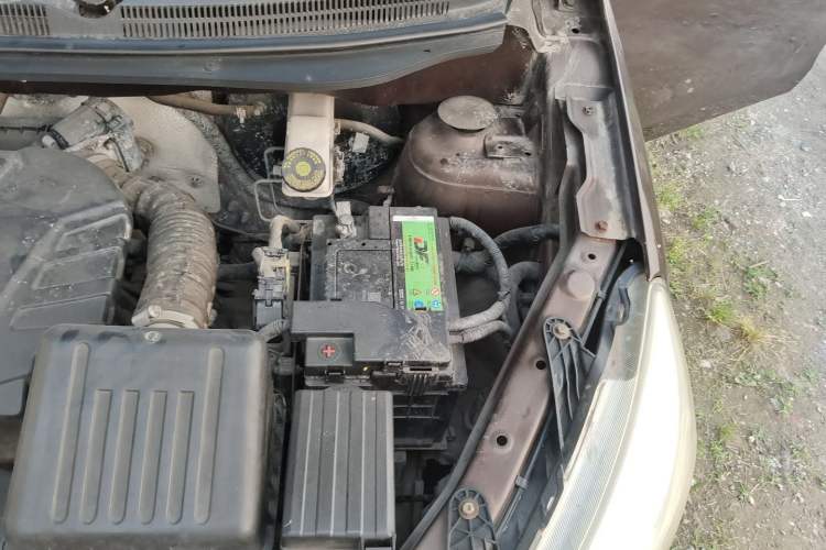 Used Karry K50 2015 1.5L Manual Luxury Model Engine Bay Left
