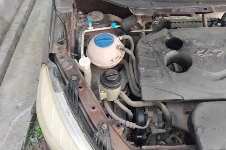 Used Karry K50 2015 1.5L Manual Luxury Model Engine Bay Right