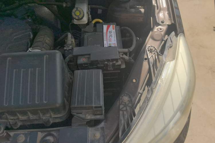 Used Karry K50  Engine Bay Left